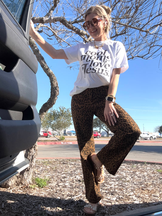 Cool Moms Love Jesus